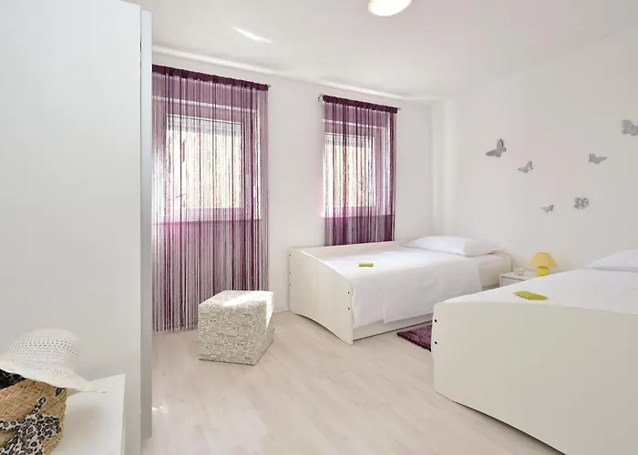 Apartment Vrsi-mulo 11
