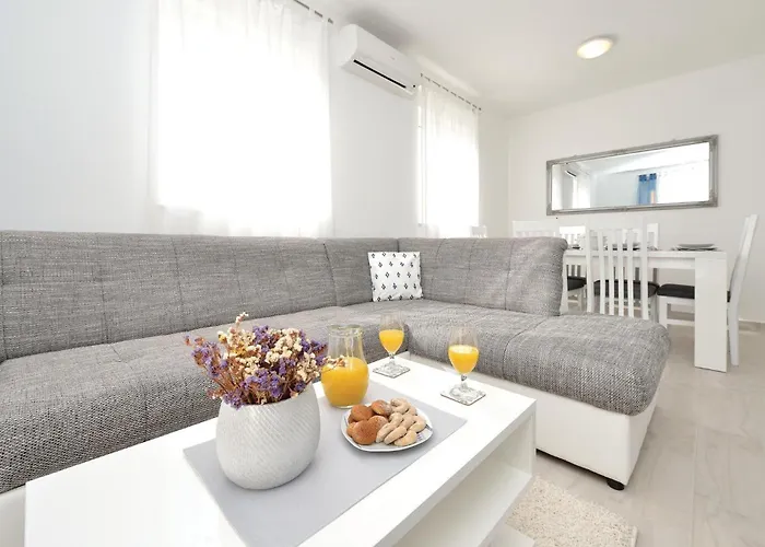 Apartment Vrsi-mulo 11